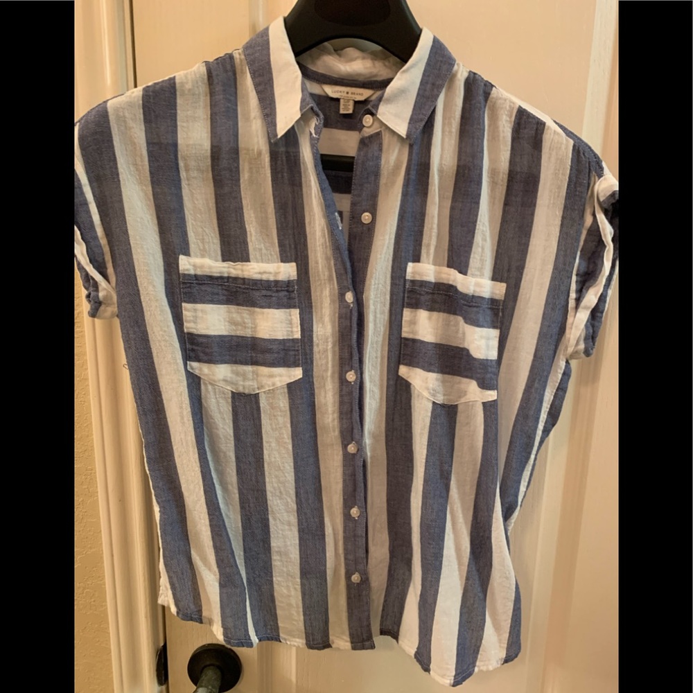 Lucky Brand top tie back